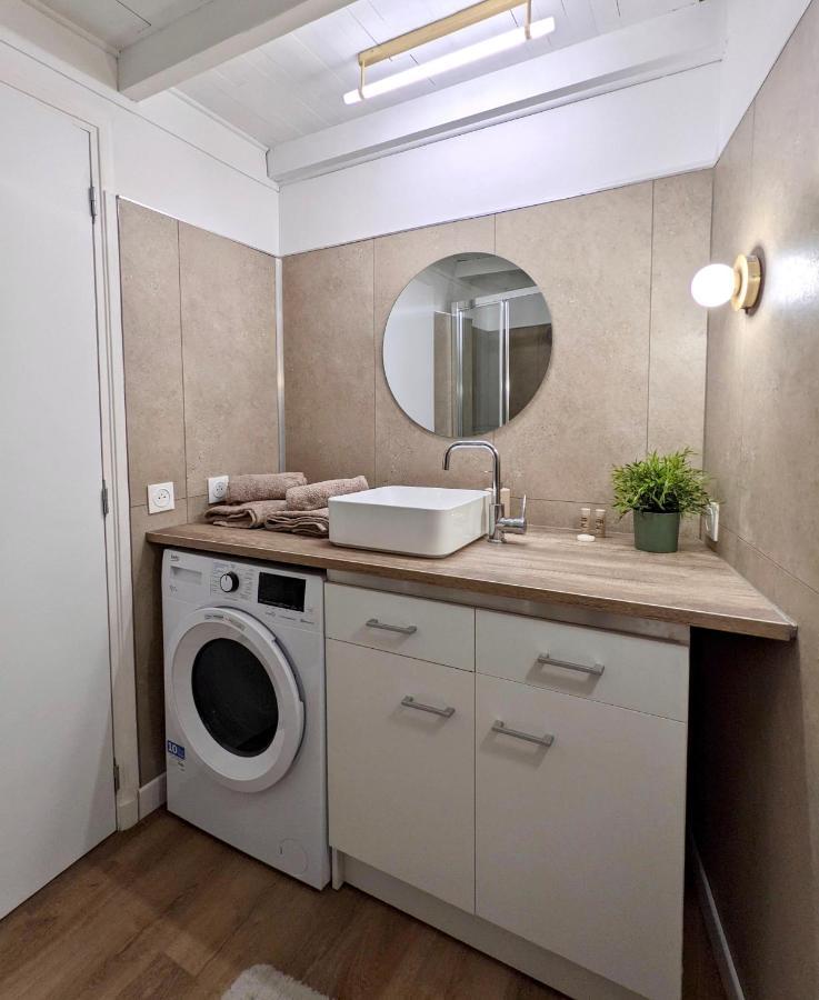 Joli Appartement De Charme Renove En Centre Ville Aubenas Ngoại thất bức ảnh